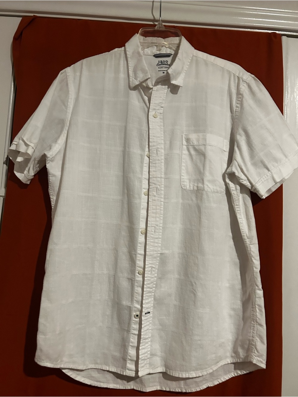 Izod White Short-Sleeve Button-Down Shirt